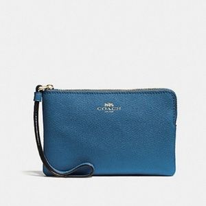 NWOT COACH Wristlet, Wallet